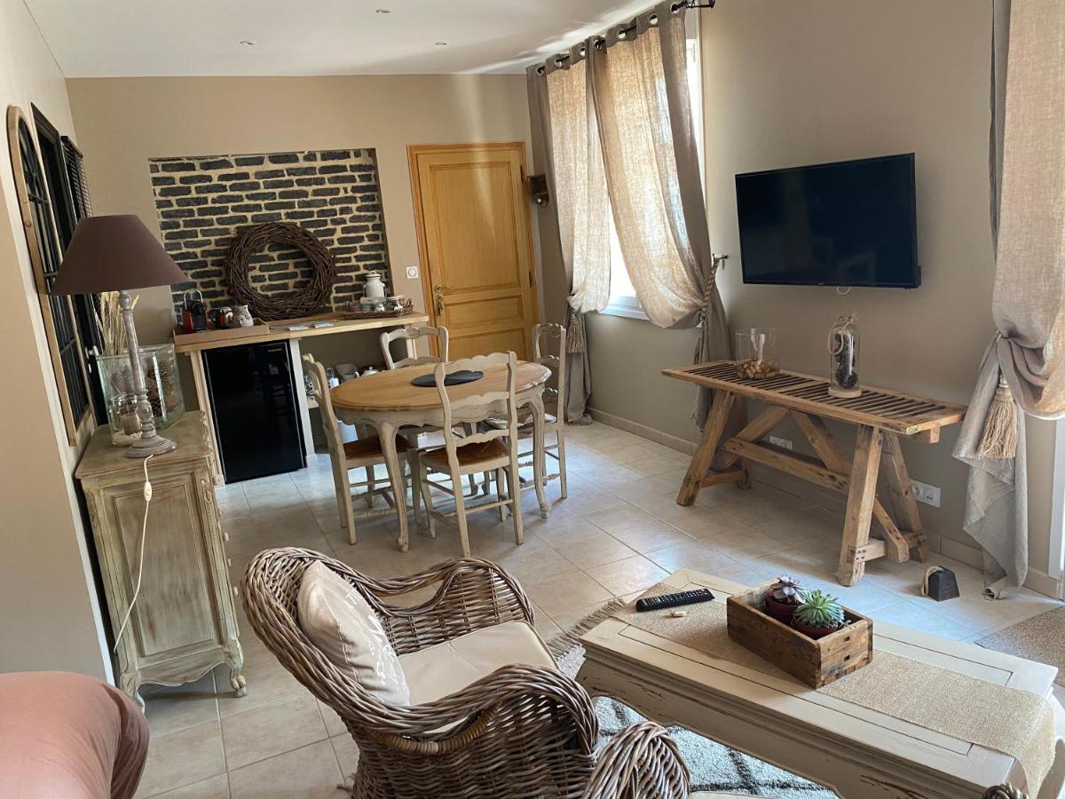 Chambres D Hotes La Suite Du 12 Brie  エクステリア 写真