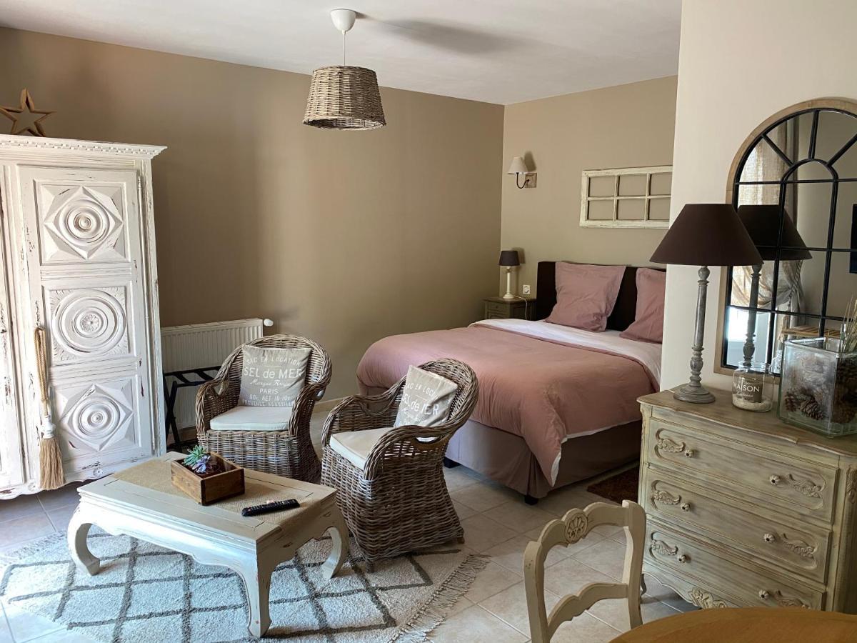 Chambres D Hotes La Suite Du 12 Brie  エクステリア 写真