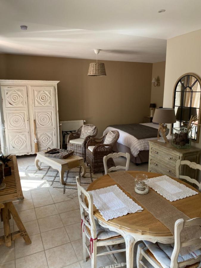 Chambres D Hotes La Suite Du 12 Brie  エクステリア 写真