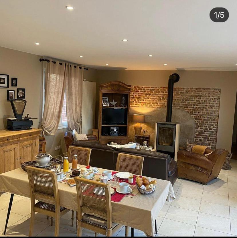 Chambres D Hotes La Suite Du 12 Brie  エクステリア 写真