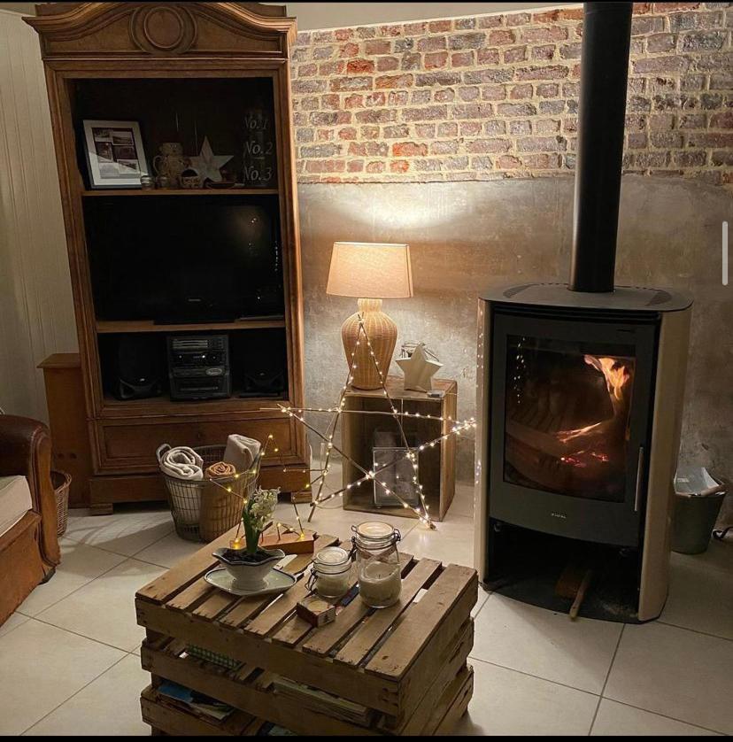 Chambres D Hotes La Suite Du 12 Brie  エクステリア 写真